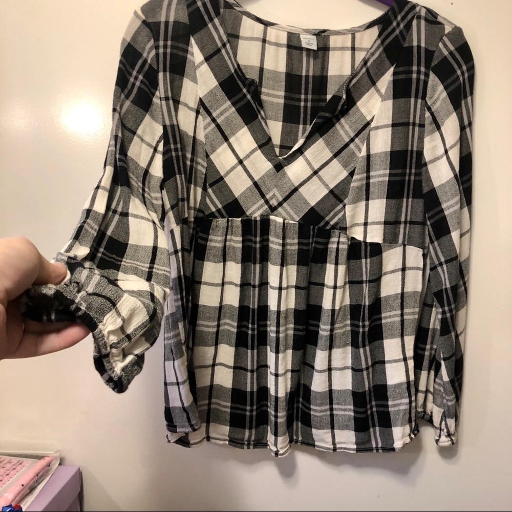 B&W Plaid Old Navy Blouse - Picture 11 of 11